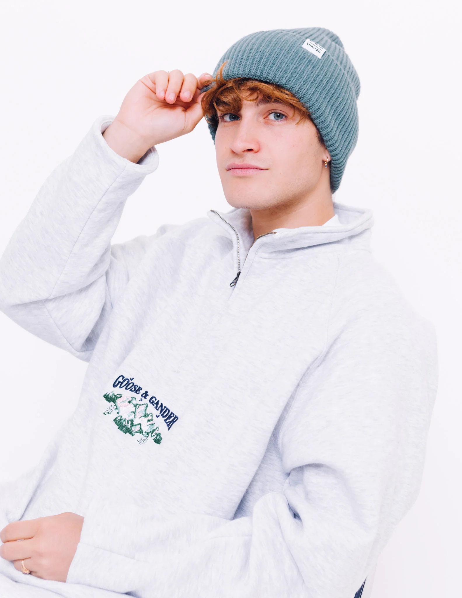 Mountain 1/4 Zip Sweat - Ash Grey - Image 9